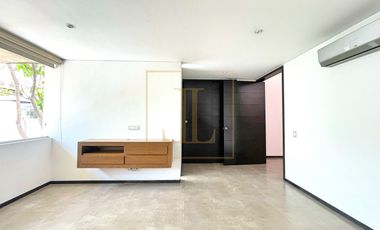 Casa en Renta en Condominio Monarca