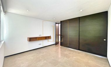 Casa en Renta en Condominio Monarca