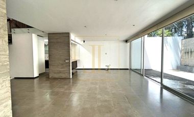 Casa en Renta en Condominio Monarca