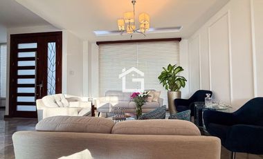 Casa de 4 Habitaciones en Venta en Urbanización Portal del Río – Machala