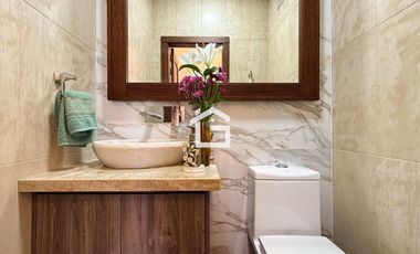 Casa de 4 Habitaciones en Venta en Urbanización Portal del Río – Machala