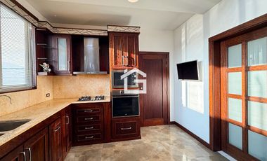 Casa de 4 Habitaciones en Venta en Urbanización Portal del Río – Machala