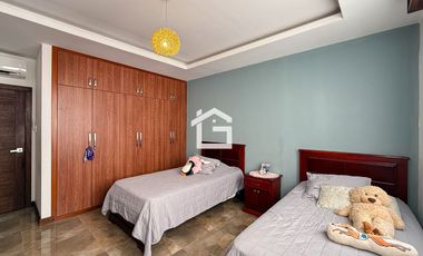 Casa de 4 Habitaciones en Venta en Urbanización Portal del Río – Machala