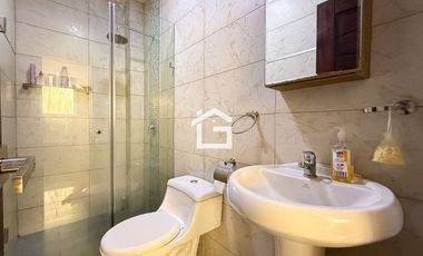 Casa de 4 Habitaciones en Venta en Urbanización Portal del Río – Machala