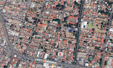 Casa en Venta dentro de fraccionamiento en Lomas Estrella, Iztapalapa.