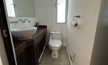 CASA EN RENTA PUERTA DE PIEDRA S.L.P. EN PRIVADA