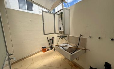 CASA EN RENTA PUERTA DE PIEDRA S.L.P. EN PRIVADA