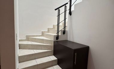 CASA EN RENTA PUERTA DE PIEDRA S.L.P. EN PRIVADA