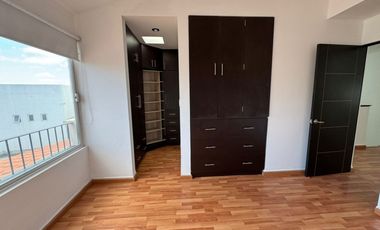 CASA EN RENTA PUERTA DE PIEDRA S.L.P. EN PRIVADA
