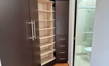 CASA EN RENTA PUERTA DE PIEDRA S.L.P. EN PRIVADA