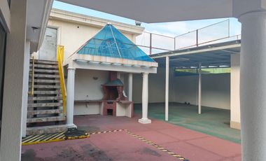 RENTO CASA PARA EMPRESA
