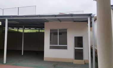 RENTO CASA PARA EMPRESA