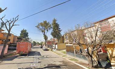 DEPARTAMENTO DE RECUPERACIÓN BANCARIA EN CALLE FUENTE DE CERVANTES, COL. FUENTES DEL VALLE, TULTITLAN, EDO MEX. ¡NO SE ACEPTAN C RÉDITOS!