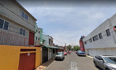 CASA EN VENTA EN EN SAN JERONIMO