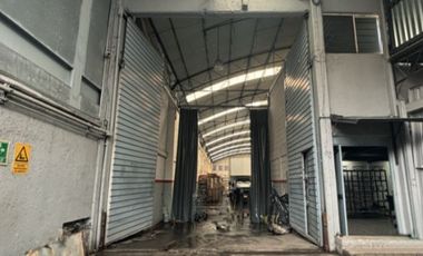 VENTA DE EXCELENTE BODEGA COMERCIAL A PIE DE CALLE EN NAUCALPAN, ESTADO DE MÉXICO.