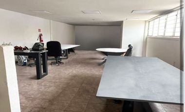 VENTA DE EXCELENTE BODEGA COMERCIAL A PIE DE CALLE EN NAUCALPAN, ESTADO DE MÉXICO.