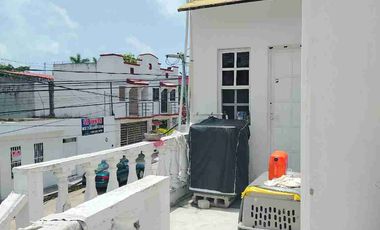 PROPIEDAD EN VENTA EN ESQUINA EN EL CENTRO DE PLAYA DEL CARMEN