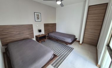 Moderno Departamento de 4 recámaras y 4 baños! Gran Ubicación!