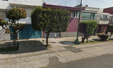 HERMOSA CASA EN CALLE REPUBLICAS, LETRAN VALLE, BENITO JUAREZ