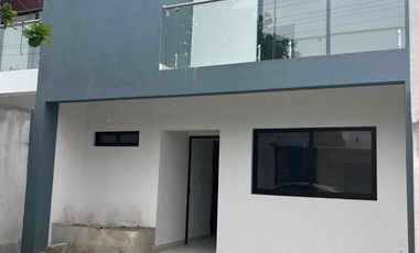 Casa en venta a cuadra del libramiento Nte col plan de ayala