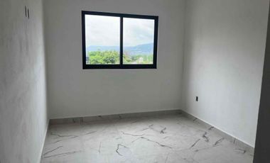 Casa en venta a cuadra del libramiento Nte col plan de ayala