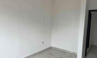 Casa en venta a cuadra del libramiento Nte col plan de ayala