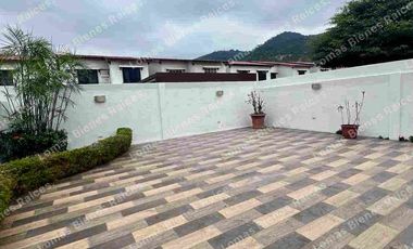 Alquiler de casa en Urbanización Terranostra