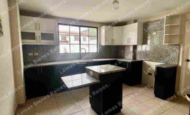 Alquiler de casa en Urbanización Terranostra
