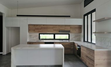 Casa Campestre en arriendo en Cerritos