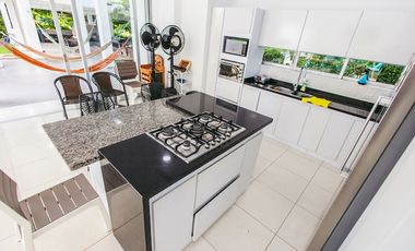 ALQUILER DE FINCA LA FLORESTA TEL3019531182 EN VILLAVICENCIO.