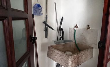 Exclusiva Finca en Venta con Elegante Diseño Mexicano y Caballerizas. Amueblada