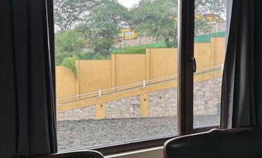 Exclusiva Finca en Venta con Elegante Diseño Mexicano y Caballerizas. Amueblada