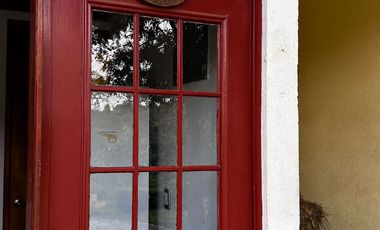 Exclusiva Finca en Venta con Elegante Diseño Mexicano y Caballerizas. Amueblada