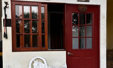 Exclusiva Finca en Venta con Elegante Diseño Mexicano y Caballerizas. Amueblada