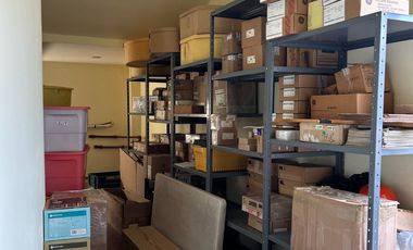 Exclusiva Finca en Venta con Elegante Diseño Mexicano y Caballerizas. Amueblada