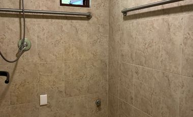 Exclusiva Finca en Venta con Elegante Diseño Mexicano y Caballerizas. Amueblada