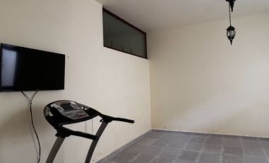 Exclusiva Finca en Venta con Elegante Diseño Mexicano y Caballerizas. Amueblada