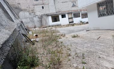 CASA EN VENTA  CON TERRENO SUR DE QUITO