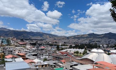 CASA EN VENTA  CON TERRENO SUR DE QUITO