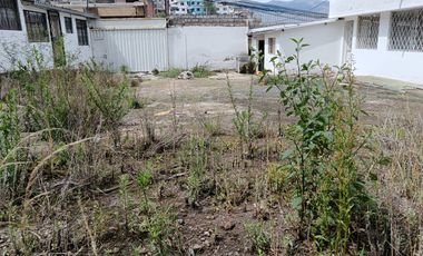 CASA EN VENTA  CON TERRENO SUR DE QUITO