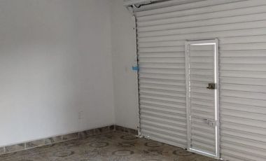 SE VENDE CASA CON LOCALES COMERCIALES EN JIUTEPEC, MORELOS