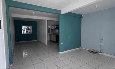Casa en venta Col Los pájaros zona sur ote de la ciudad