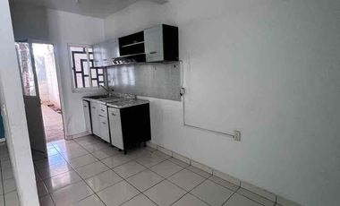Casa en venta Col Los Pájaros zona sur ote de la ciudad