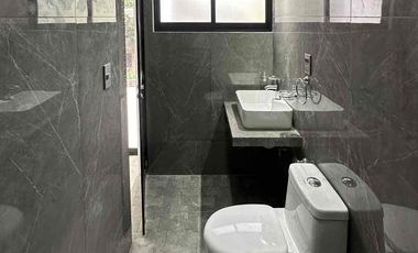 Casa en venta con recámara en planta baja Col Azteca zona sur ote