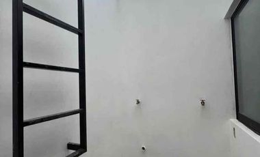 Casa en venta Col Terán sur pte de la ciudad calle cerrada