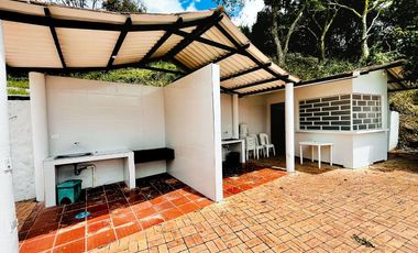 CASA EN VENTA EN SANTA MONICA ARBELAEZ CUNDINAMARCA