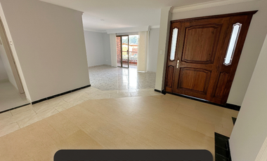 amplio apartamento en el Caudal