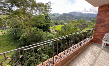 amplio apartamento en el Caudal