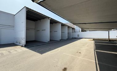 Alquilo local comerical frente a Patio Panorama-La Molina