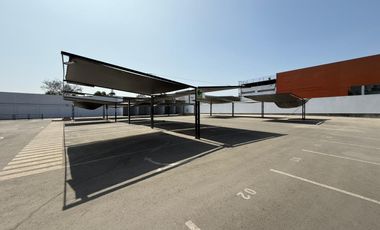 Alquilo local comerical frente a Patio Panorama-La Molina